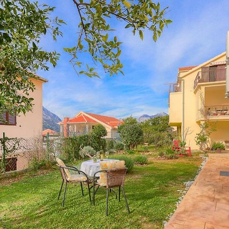 Apartment Castellino Kotor Exterior photo