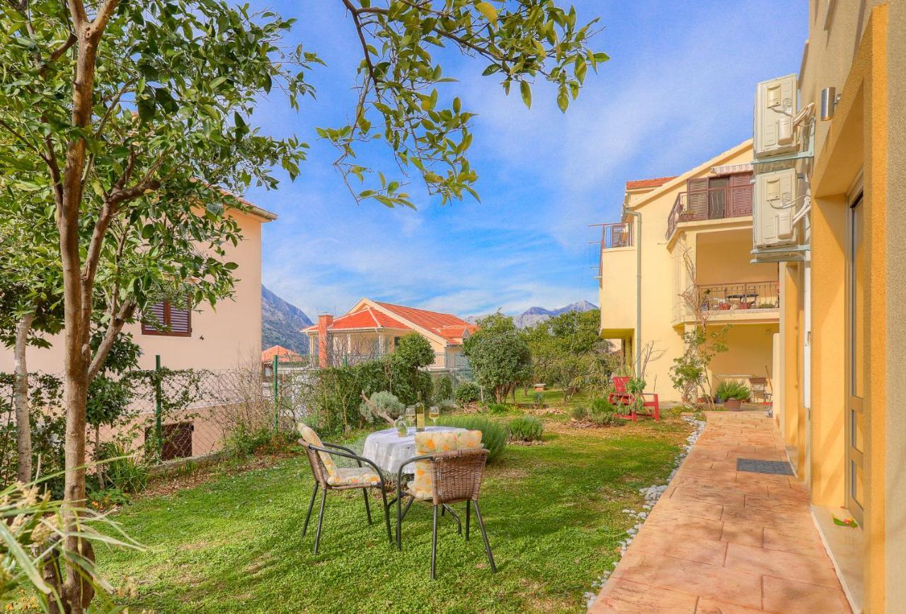 Apartment Castellino Kotor Exterior photo